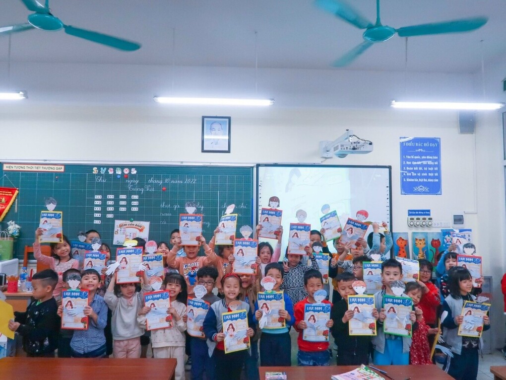 Các hoạt động ý nghĩa của học sinh khối 1 chào mừng ngày 20/10