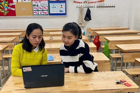 Khối 2 trường Tiểu học Ngọc Khánh hưởng ứng phong trào thi thiết kế bài giảng E – learning