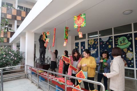 Tưng bừng không khí chuẩn bị đón Tết Tân Sửu của Trường Tiểu học Ngọc Khánh