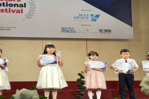 Tài năng không đợi tuổi