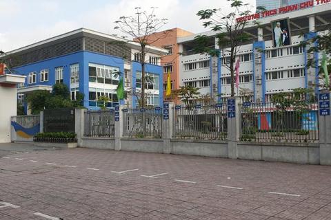 UBND quận Ba Đình lên phương án đảm bảo TTĐT - ATGT tại cổng trường các trường học trên địa bàn quận