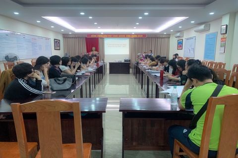 Ấm áp buổi sinh hoạt và lễ tri ân, trưởng thành đoàn của Chi đoàn trường TH Ngọc Khánh