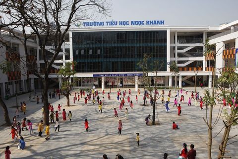 Quyết định về việc khen thưởng thành tích năm học 2020 - 2021 (Đợt 3)