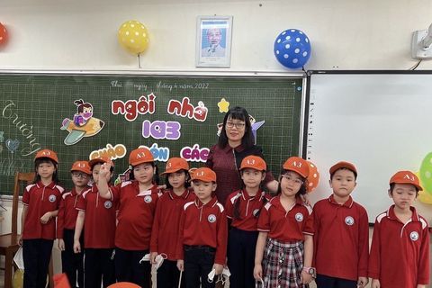 Tràn ngập niềm vui trong ngày tựu trường của học sinh lớp 1