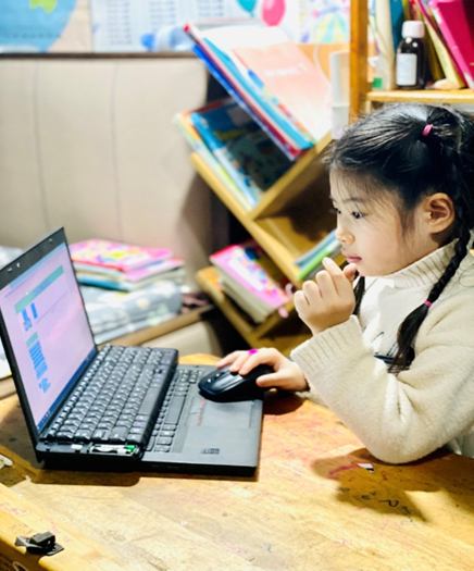 Học sinh khối 1 trường Tiểu học Ngọc Khánh hào hứng tham gia cuộc thi “Đấu trường Toán học” và cuộc thi “Trạng nguyên Tiếng Việt” năm học 2021-2022