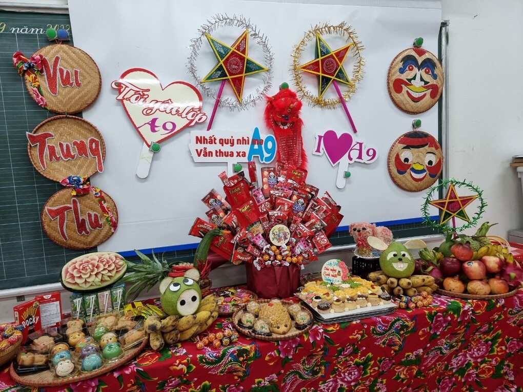 Tết Trung thu đầy ý nghĩa của những cô cậu học trò cuối cấp