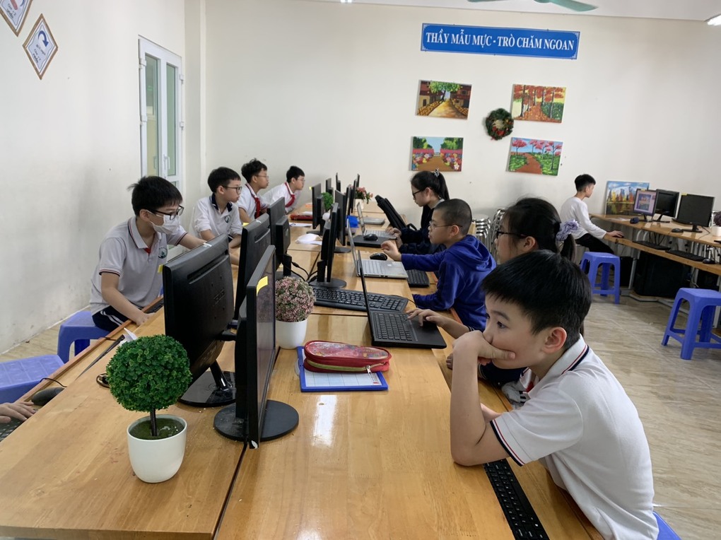 Học sinh lớp 5A2 hào hứng tham gia kì thi Trạng nguyên Tiếng Việt cấp Quận năm học 2022 – 2023