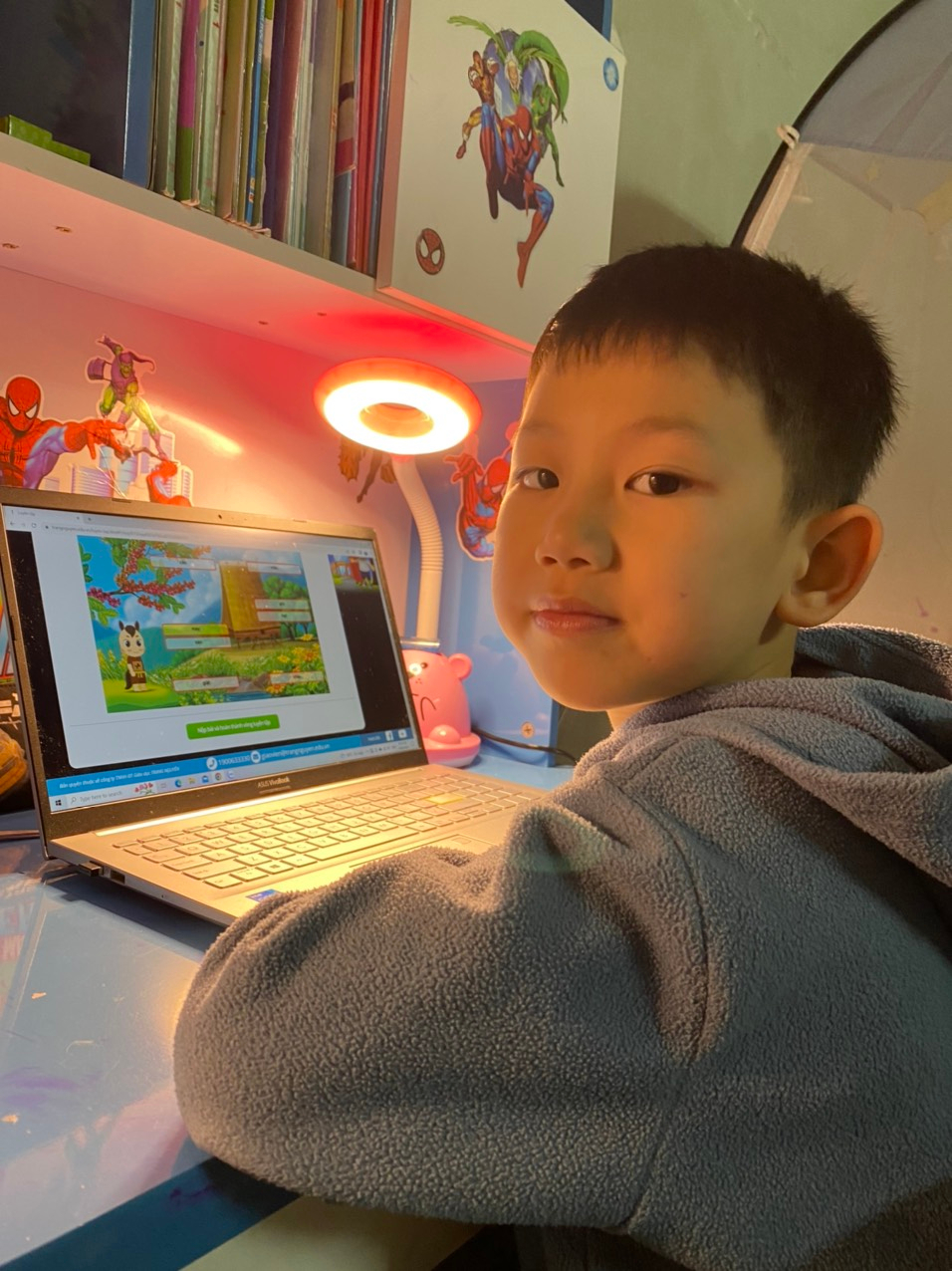 Lớp 1A5 tuyên dương học sinh tiêu biểu