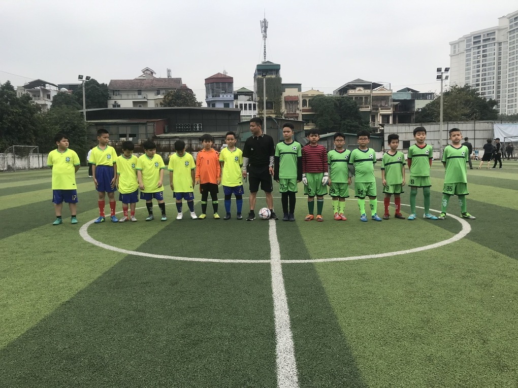 Đội bóng đá nam trường Tiểu học Ngọc Khánh xuất sắc tiến vào vòng bán kết Giải bóng đá mini nam khối Tiểu học và Trung học cơ sở năm học 2022 – 2023