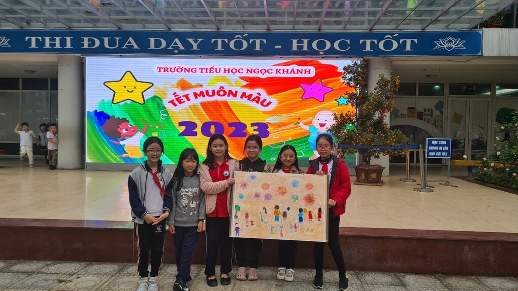 “Tết muôn màu” – Sân chơi lành mạnh, bổ ích của thầy và trò lớp 4A2 trường Tiểu học Ngọc Khánh