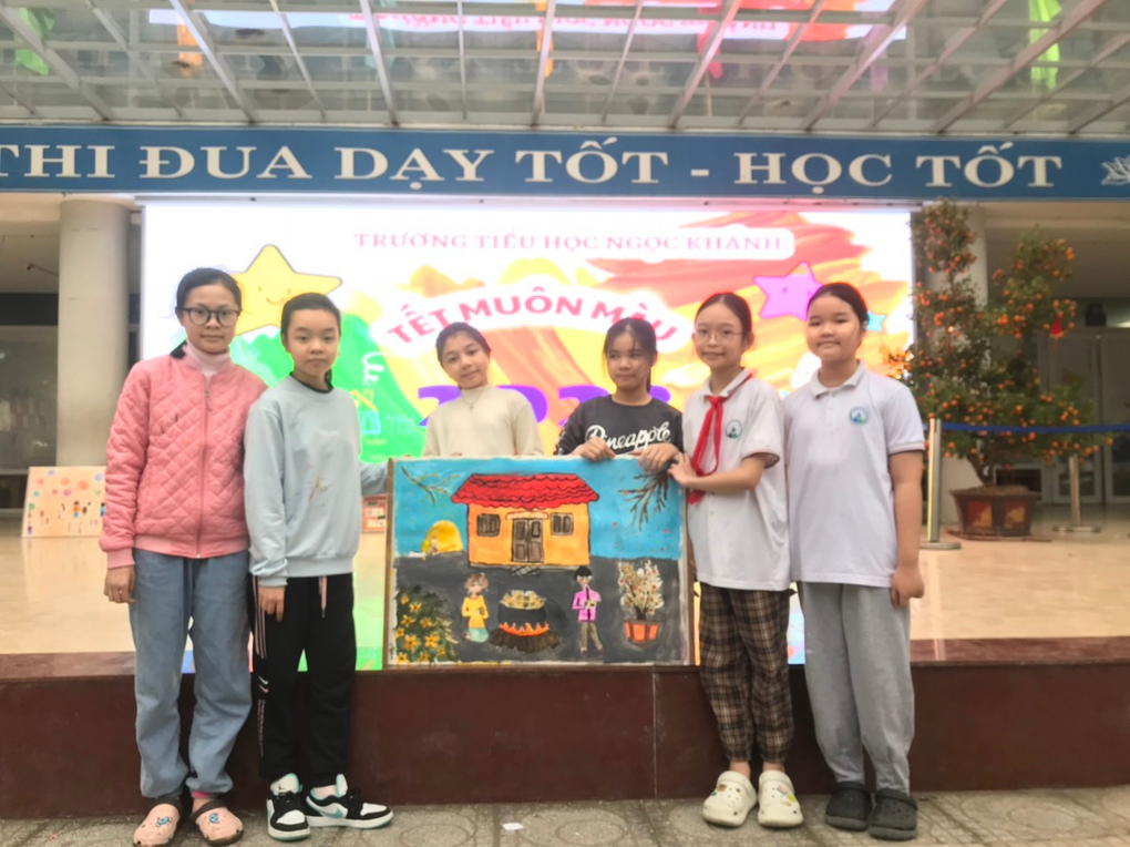 Lớp 5A6 hào hứng tham gia cuộc thi vẽ tranh “Tết muôn màu”