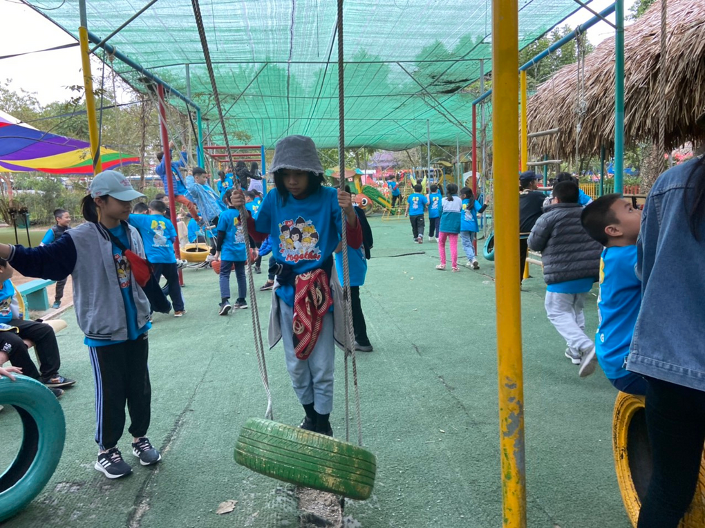 Lớp 4A3: Các em hào hứng tham gia hoạt động trải nghiệm thực tế