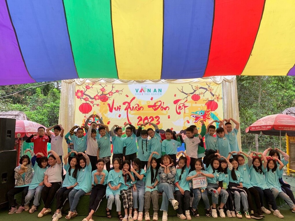 Lớp 4A2: Các em hào hứng tham gia hoạt động trải nghiệm thực tế