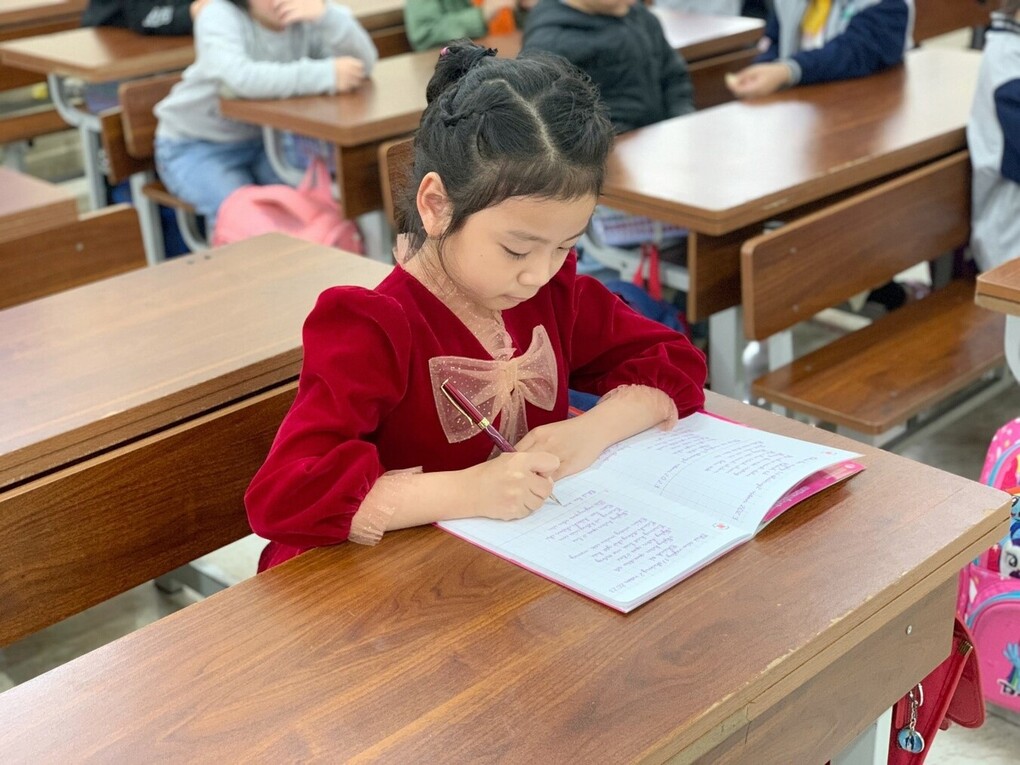 Lớp trưởng gương mẫu và tài năng của lớp 1A1