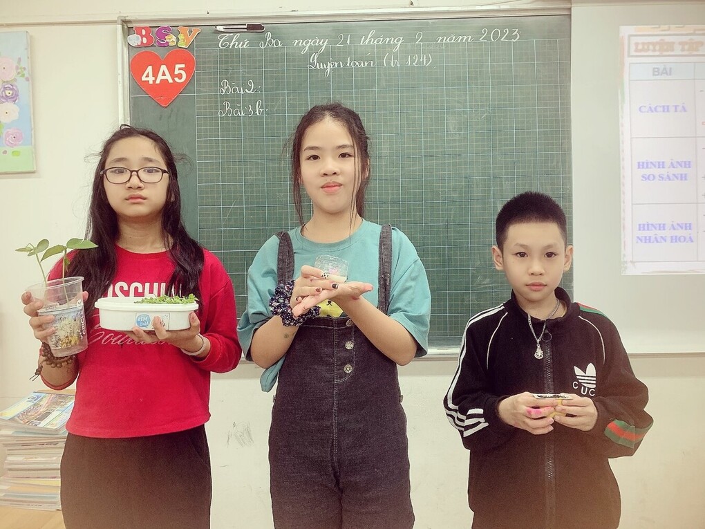 4A5 hào hứng với hoạt động trải nghiệm “ Tết trồng cây”