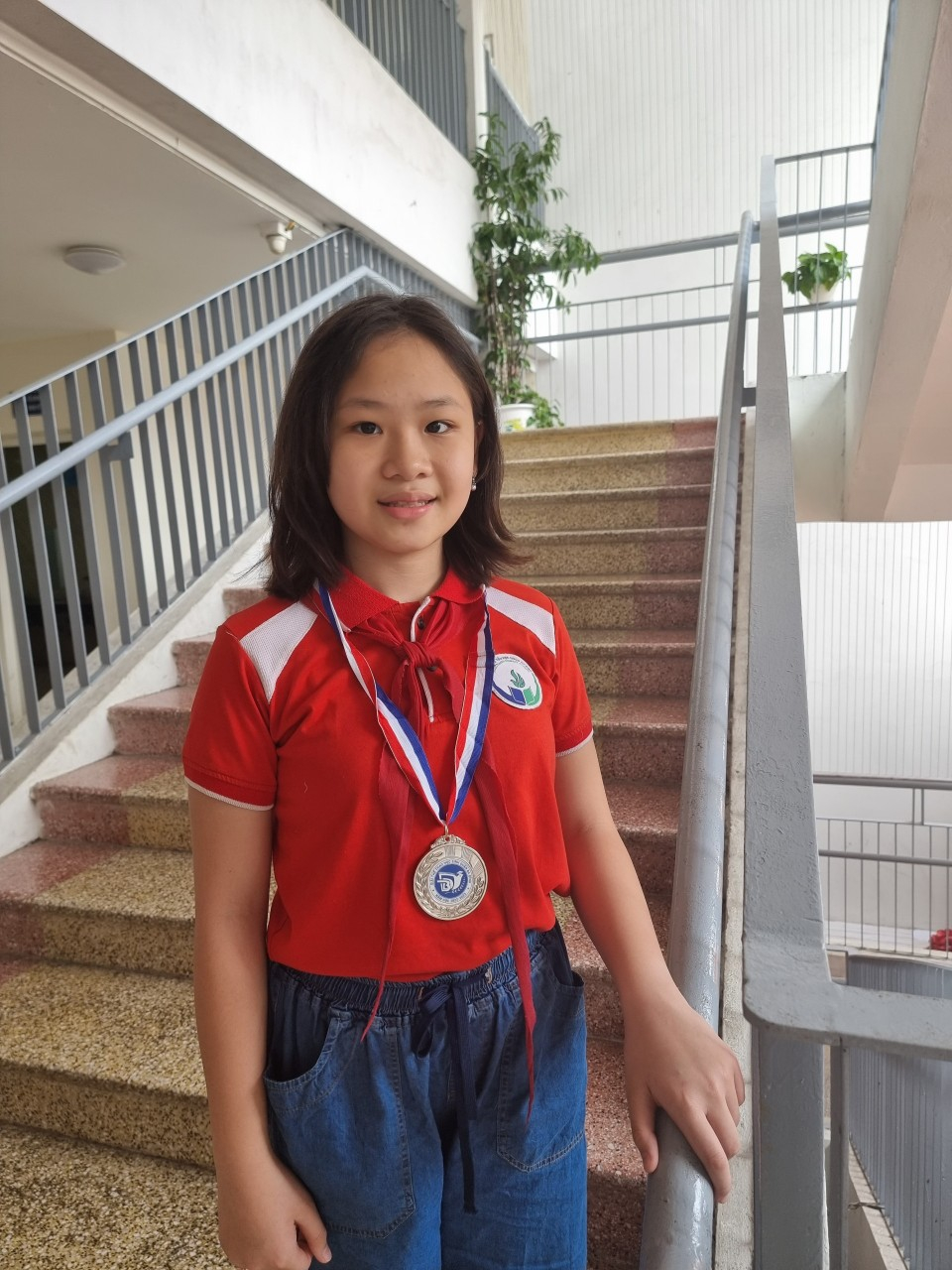 Phạm Minh Ngọc – Cô học trò lớp 5A9 – Học giỏi, bơi giỏi