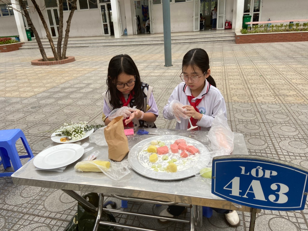 Lớp 4A3 - Cuộc thi khéo tay hay làm