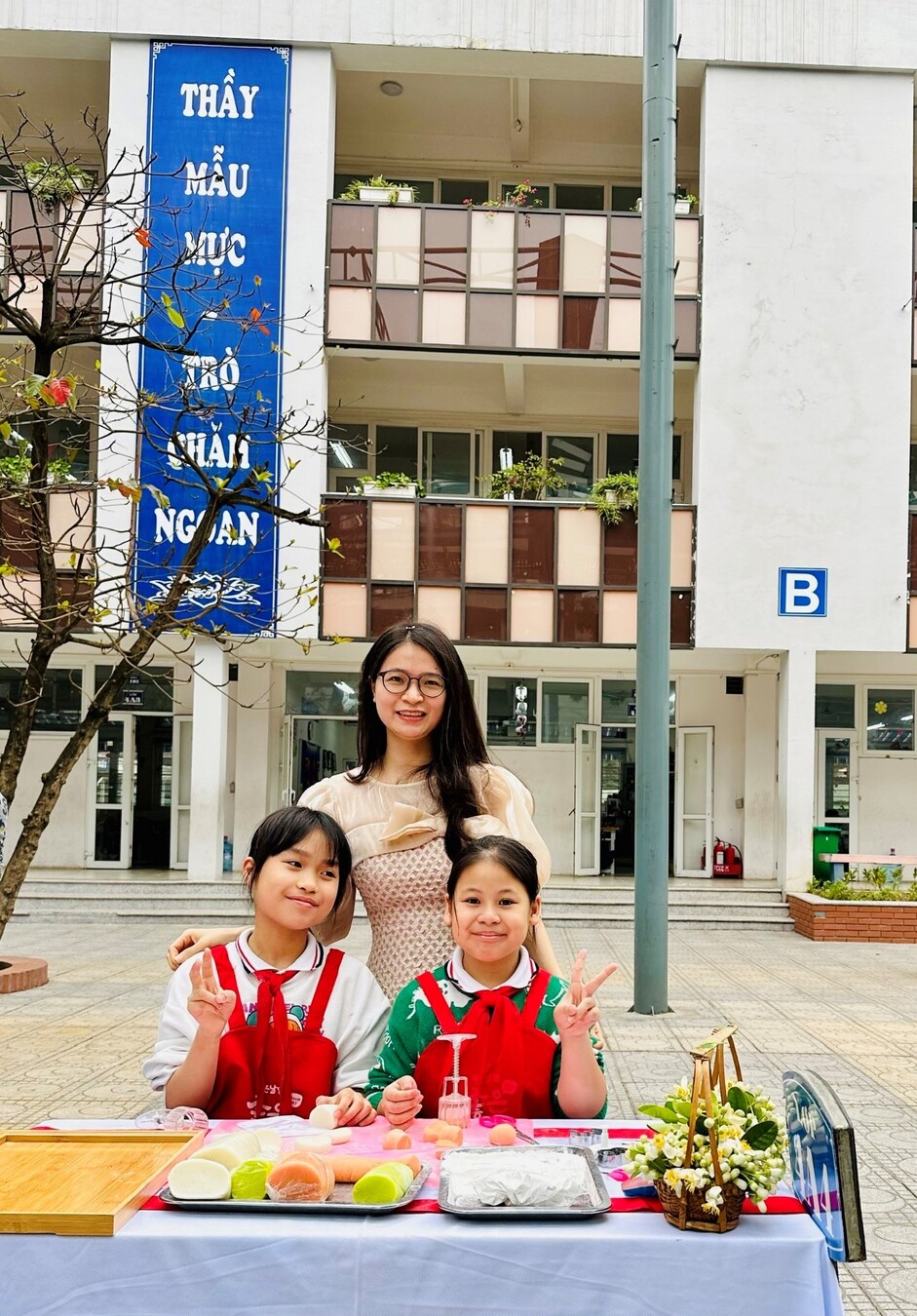 Lớp 4A4 - Món quà ý nghĩa ngày 8/3