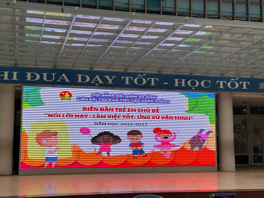 Học sinh Trường Tiểu học Ngọc Khánh tham gia tuyên truyền phòng chống tai nạn thương tích