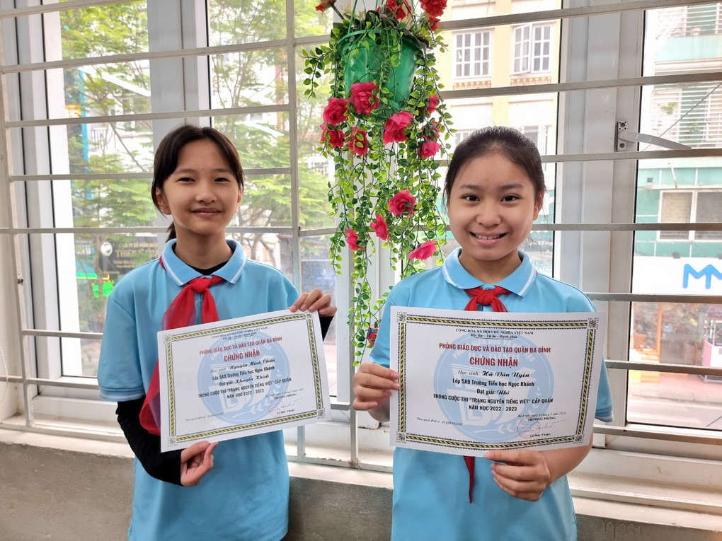 Hai Trạng Nguyên Tiếng Việt nhí lớp 5A9