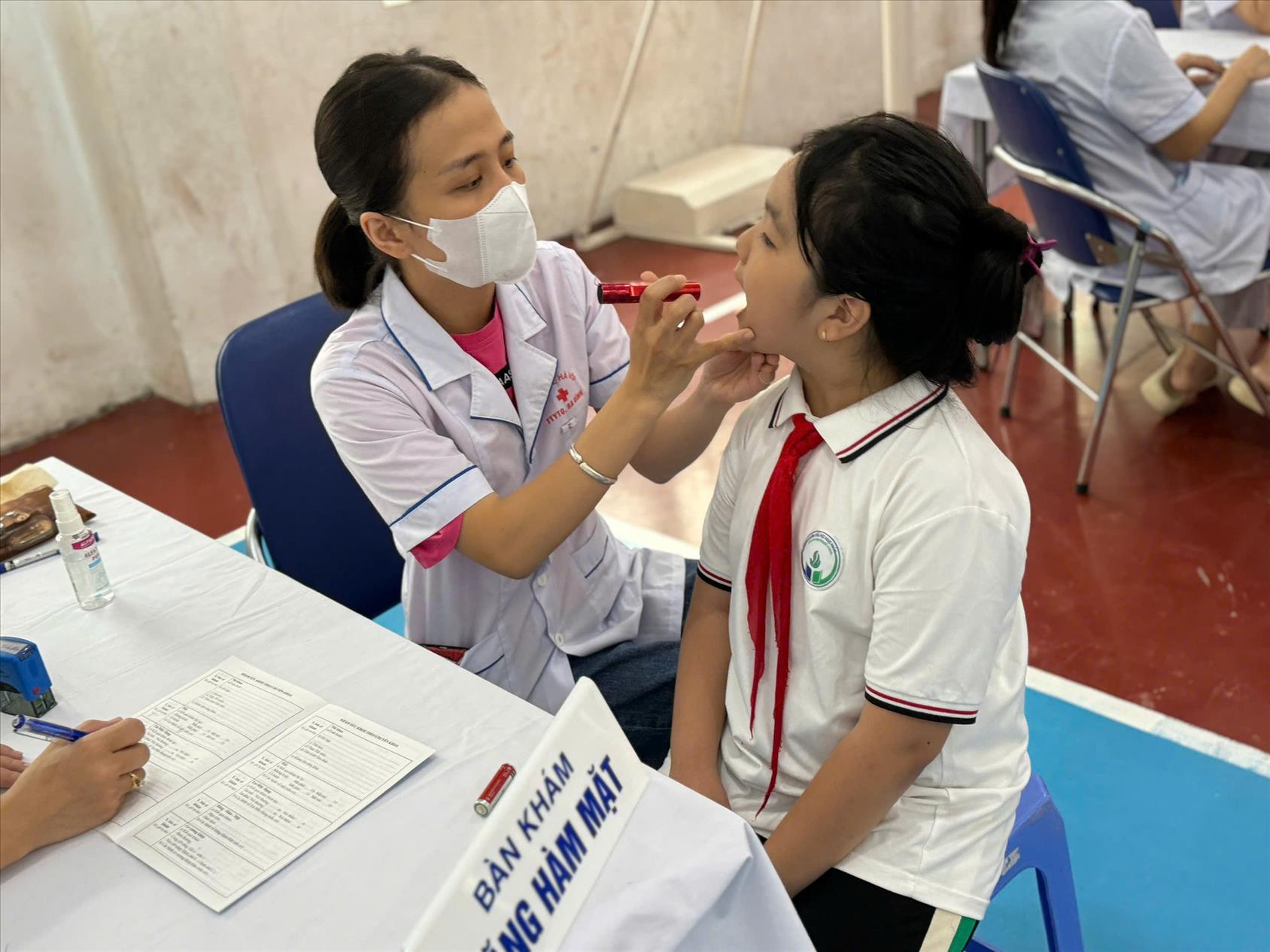 4A2 Khám sức khỏe định kì