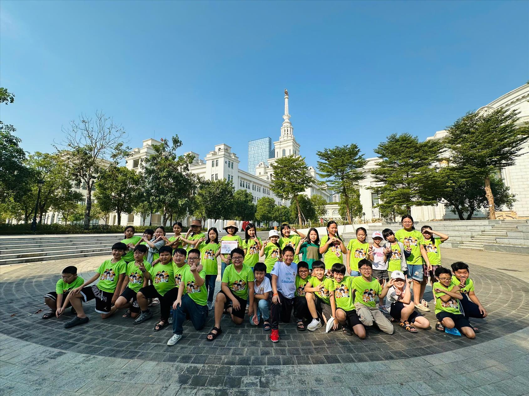 LỚP 5A6 HÁO HỨC THAM QUAN TRẢI NGHIỆM TẠI CÔNG VIÊN KHOA HỌC VIỆT NAM