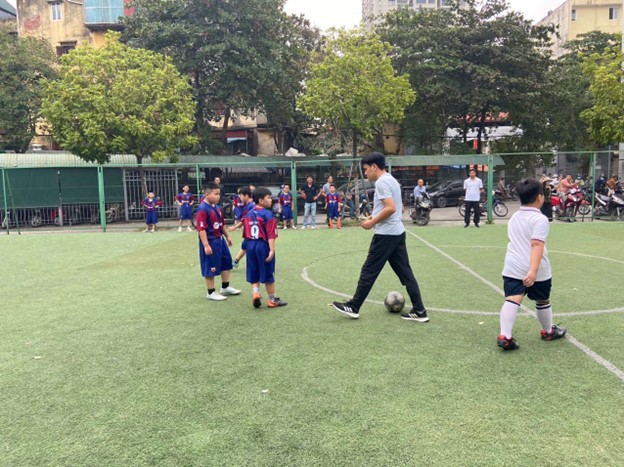 Lớp 4A3 với phong trào bóng đá chào mừng ngày 20/11