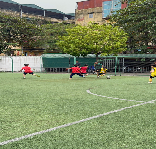 Lớp 4A1 Với phong trào bóng đá chào mừng ngày 20/11