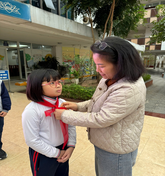 Lớp 4A1: Lễ kết nạp Đội viên