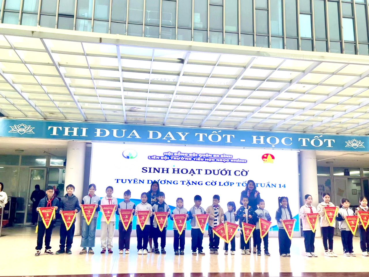 3A2 - Bản tin giờ chào cờ