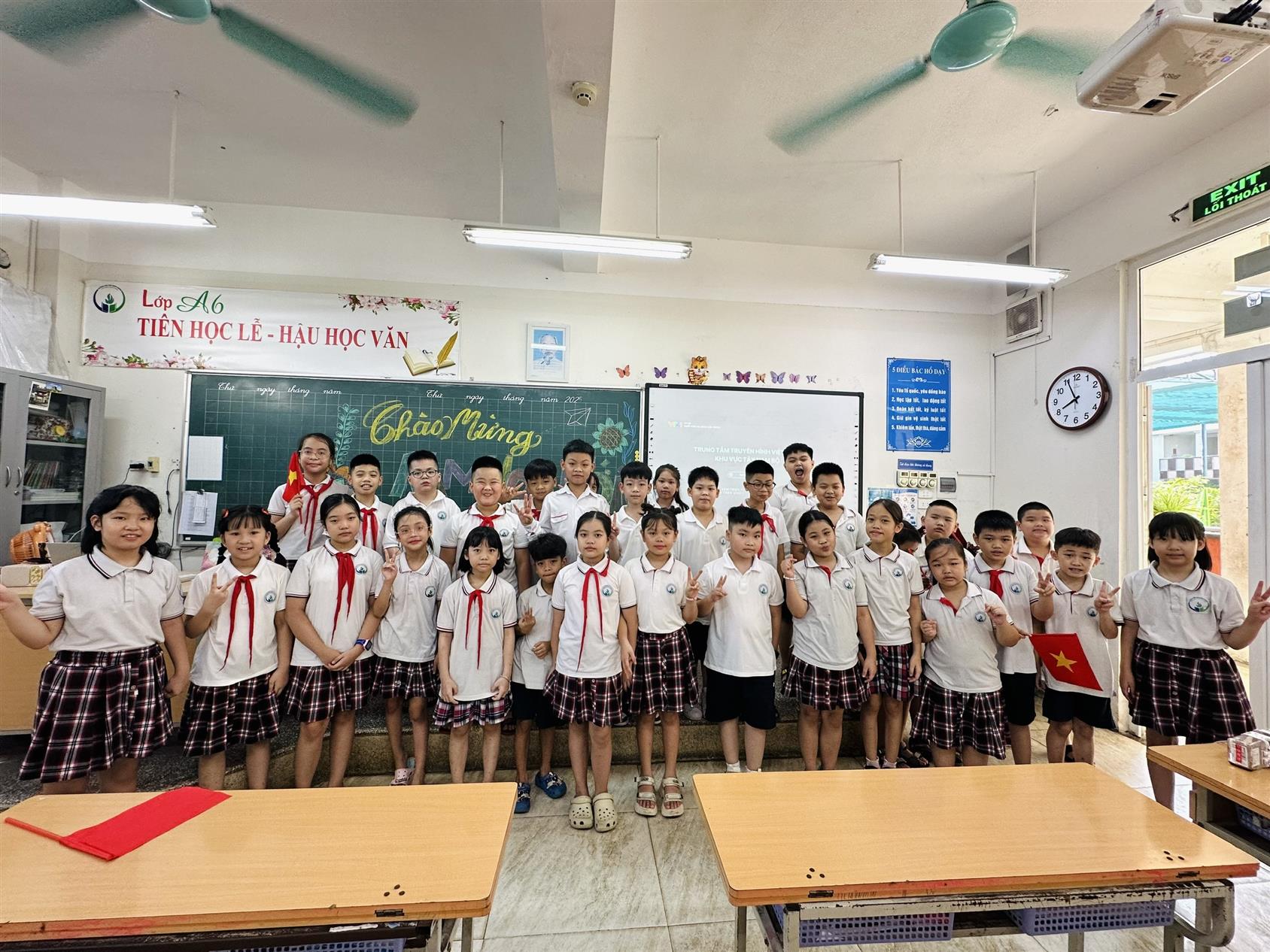 Lớp 4A6 hào hứng bước vào năm học mới 2025–2026