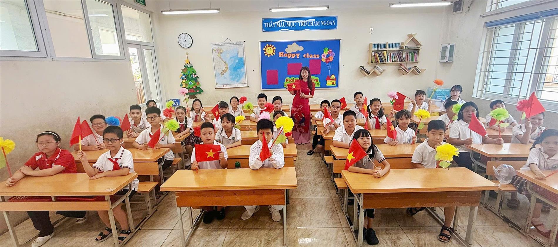 Dấu ấn khó phai - ngày khai giảng năm học mới trong lòng các em học sinh lớp 4A4