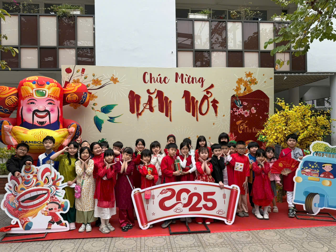 Vui hội bánh chưng 2025 - “Bánh chưng xanh – Tết an lành” cùng học sinh lớp 3A2