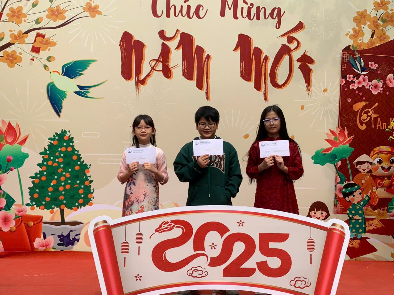 Lớp 4A7: Thành tích xuất sắc của học sinh tham gia Vòng thi Quốc gia - Kỳ thi Olympic Khoa học, Toán & Tiếng Anh – ASMO năm 2024