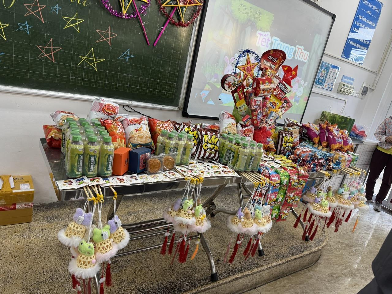 5A4 Vui Trung thu 2025