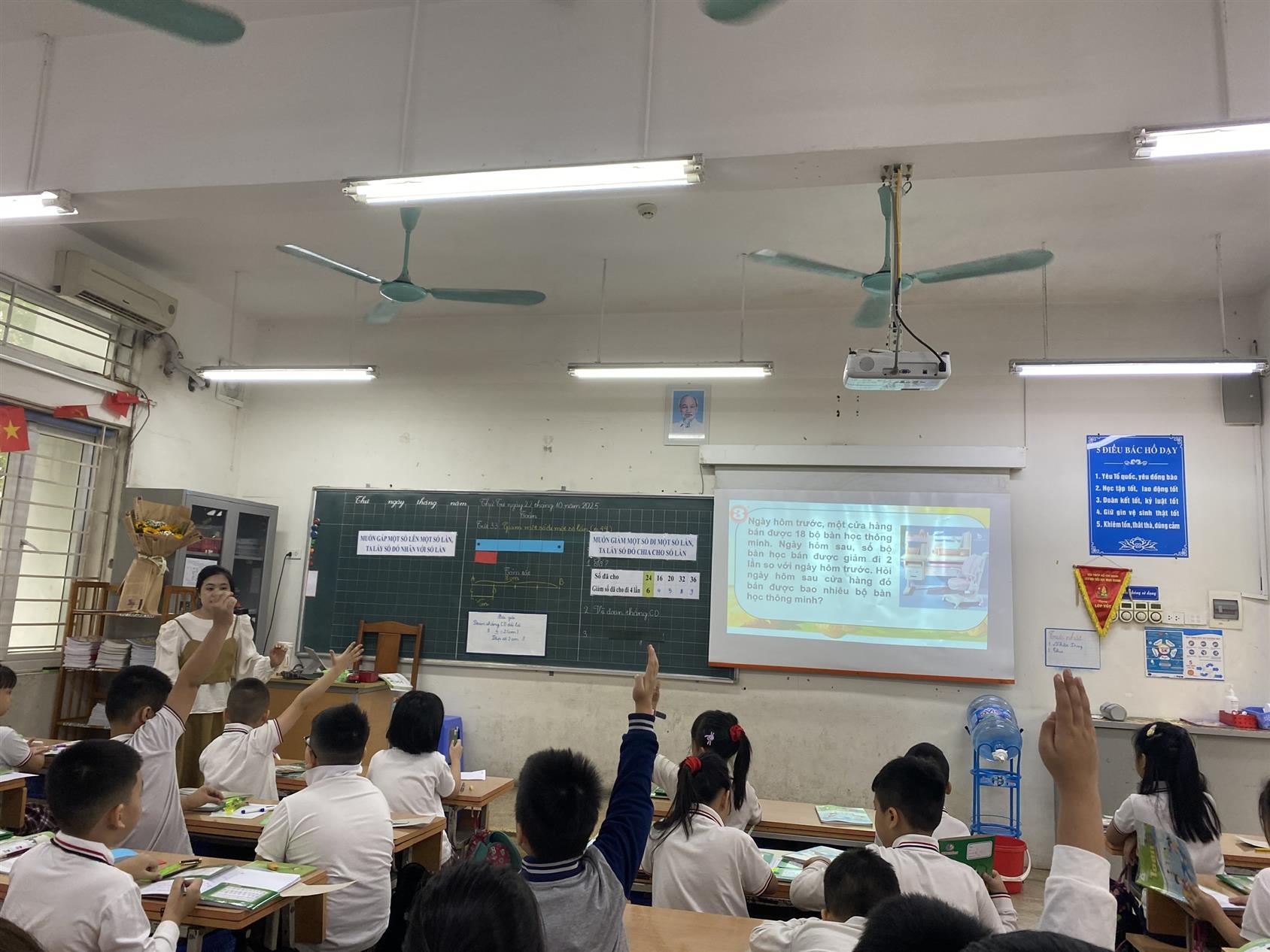 Khối 3 tổ chức thành công tiết chuyên đề Toán