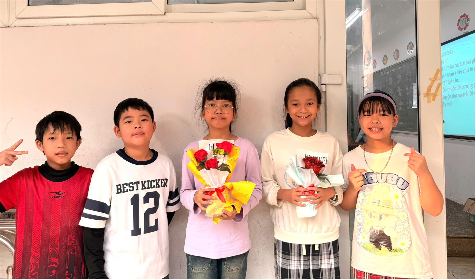 4A3 – Vinh danh học sinh có thành tích trong Kì thi ASMO – vòng 2