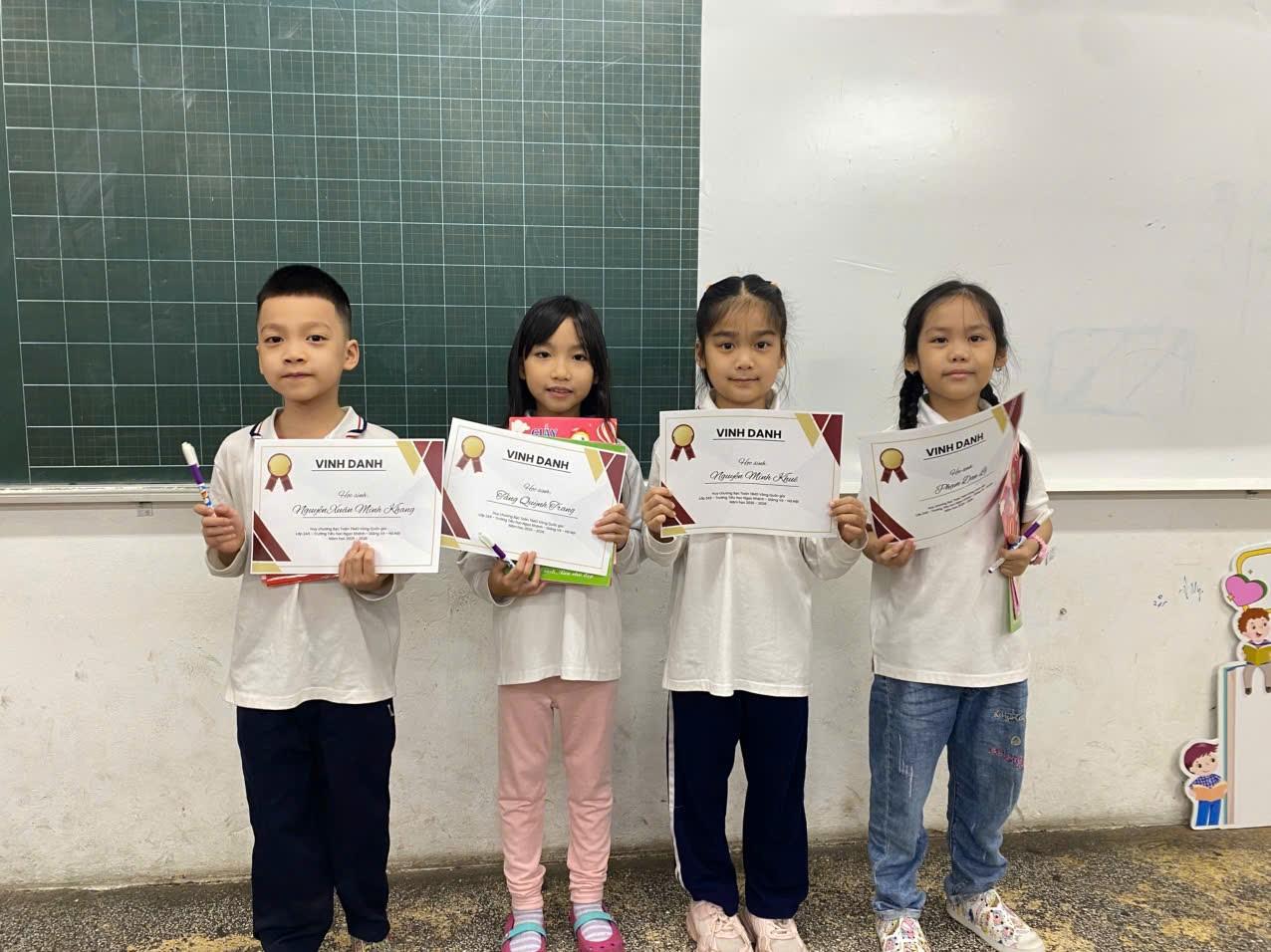 🏆 VINH DANH NHỮNG NHÀ LEO NÚI NHÍ LỚP 2A5! 🏆