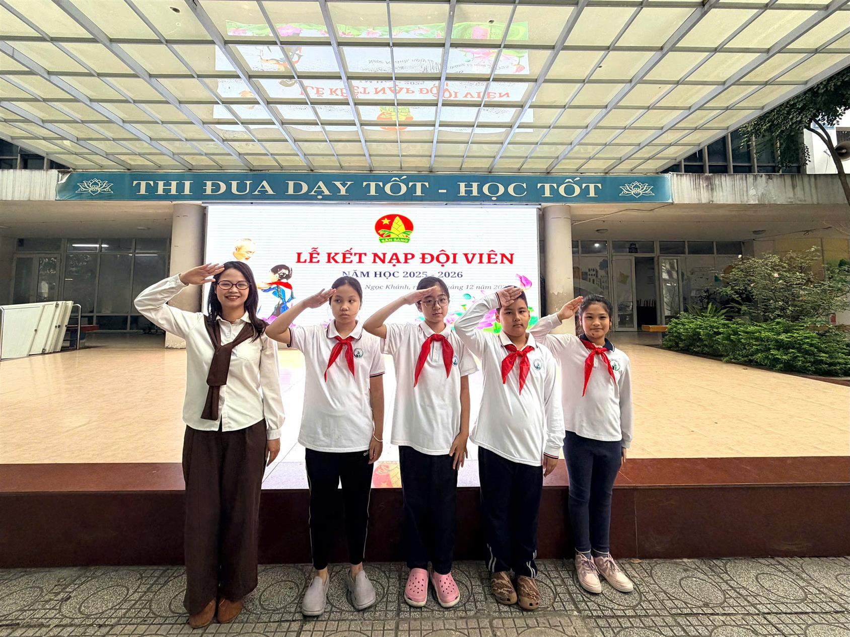 Lớp 4A3 - Lễ kết nạp Đội viên mới