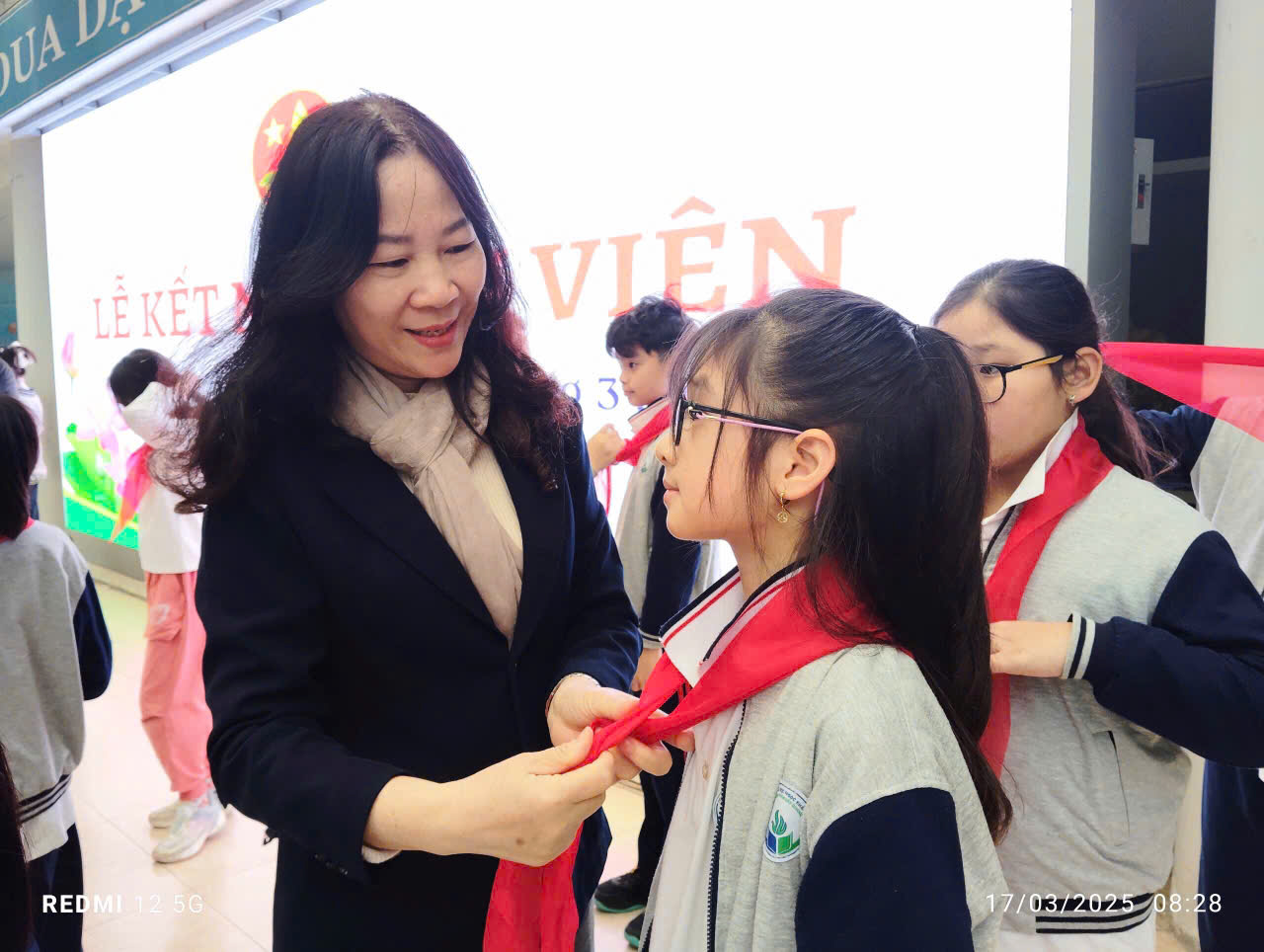 3A1- Lễ kết nạp Đội viên – niềm tự hào của mỗi sao nhi đồng.