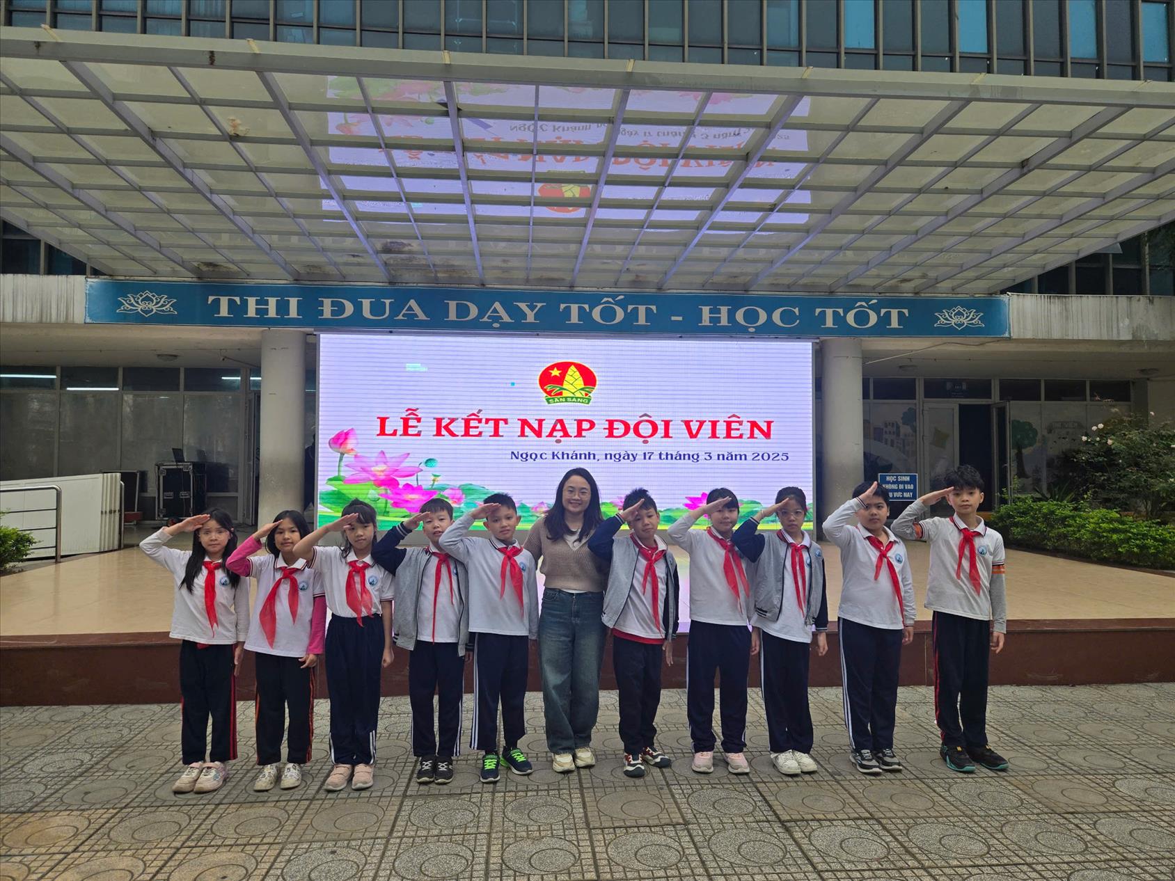 Lễ kết nạp đội viên - Niềm vinh dự, tự hào của học sinh lớp 3A2