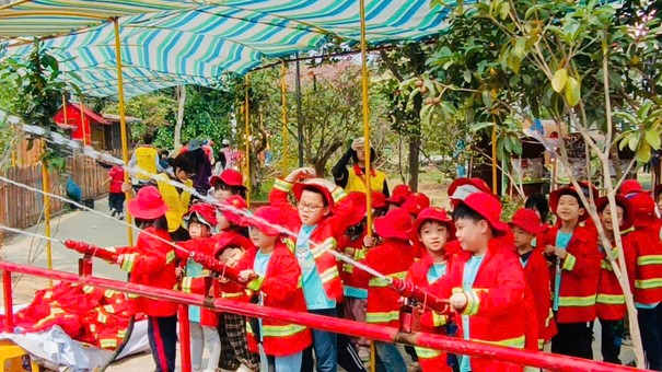 Hoà mình vào thiên nhiên với nhiều hoạt động vô cùng lí thú.