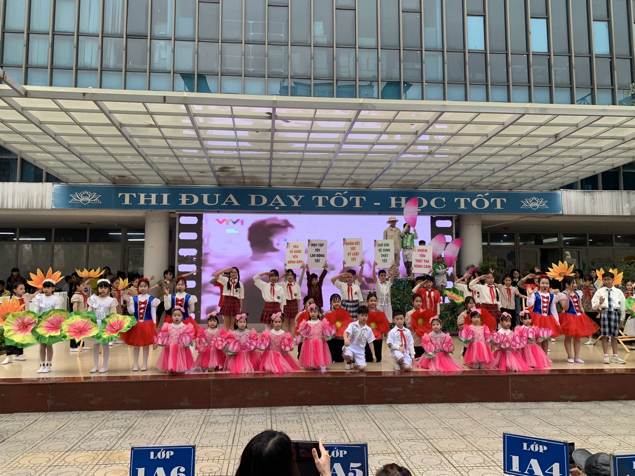 1A5 – Tham gia hội thi “Thiếu nhi Ngọc Khánh sáng tạo, tài năng”.