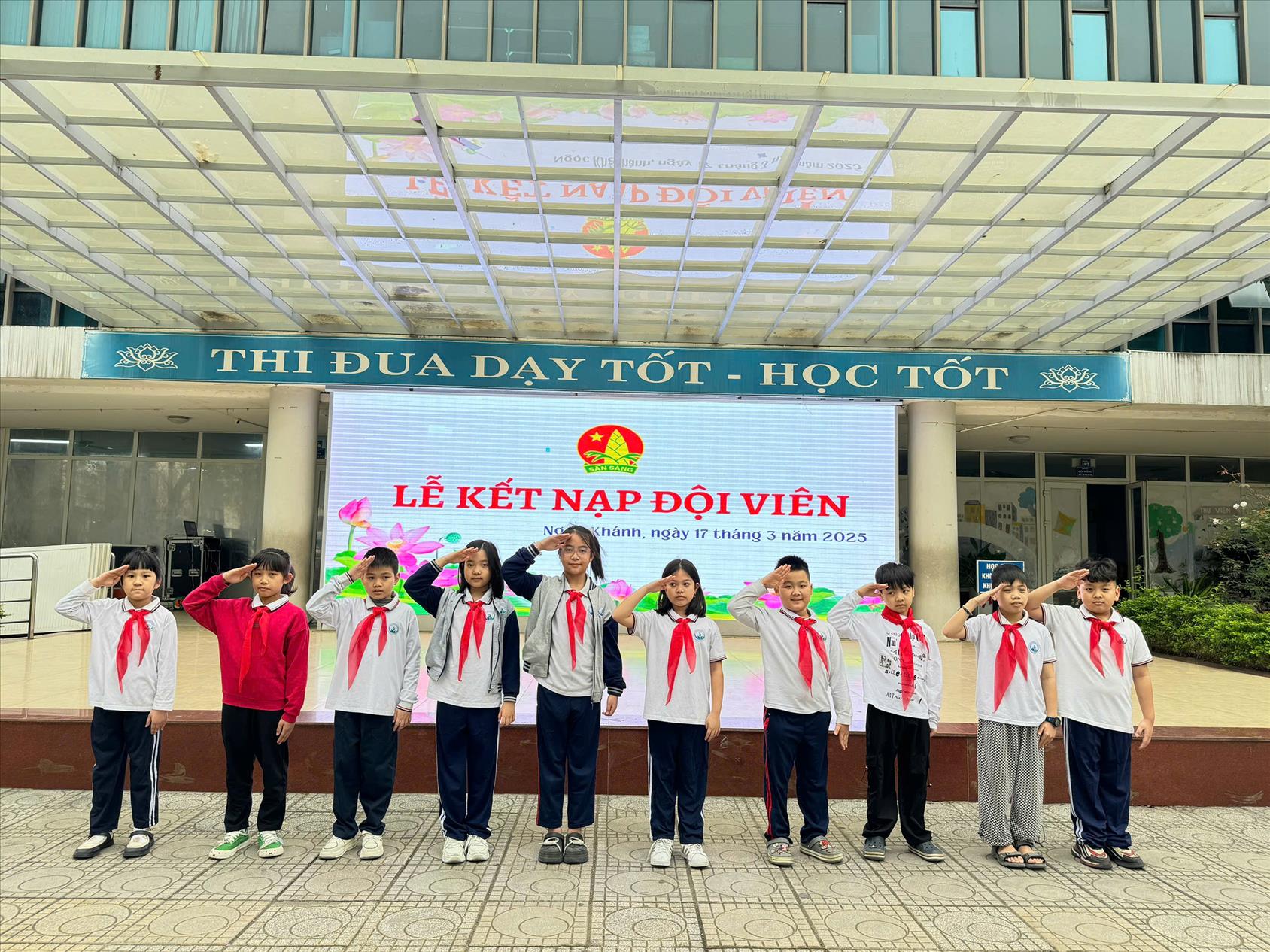 3A6: Kết nạp Đội viên mới