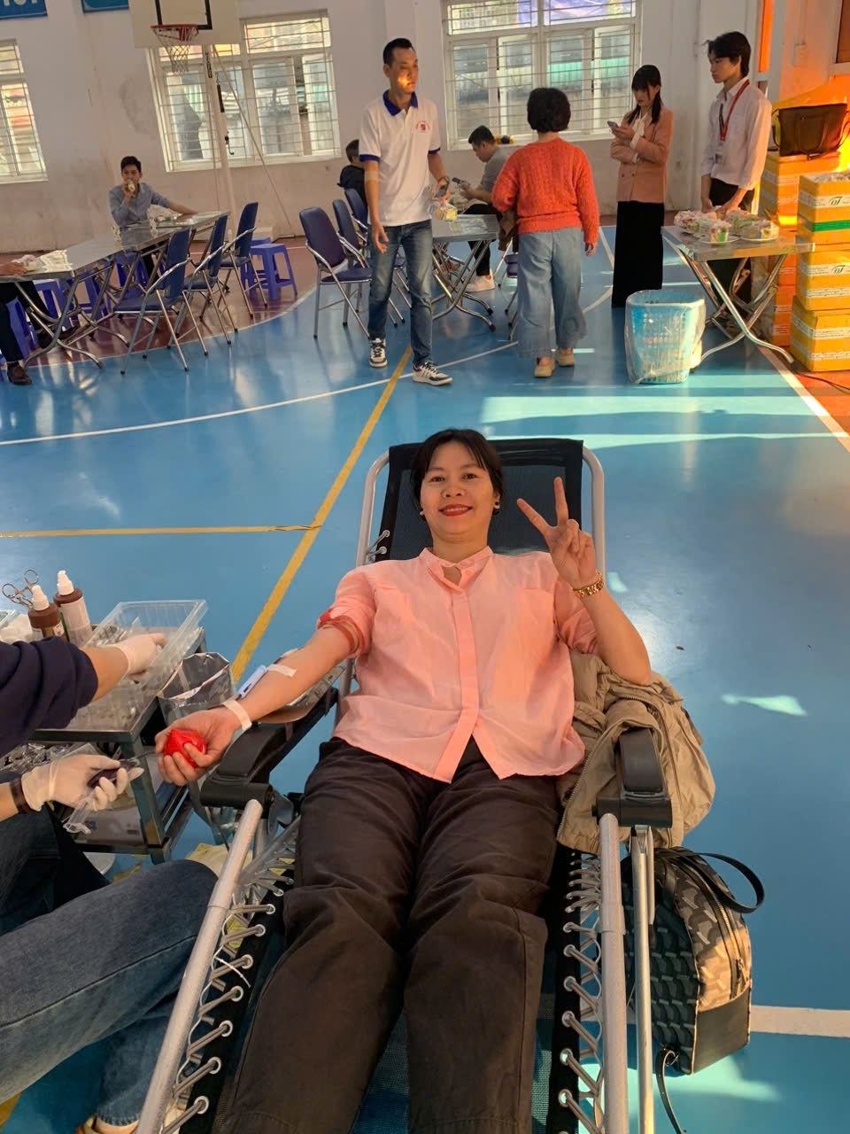 Khối 1 - Hiến máu tình nguyện - Mỗi giọt máu cho đi, một cuộc đời ở lại