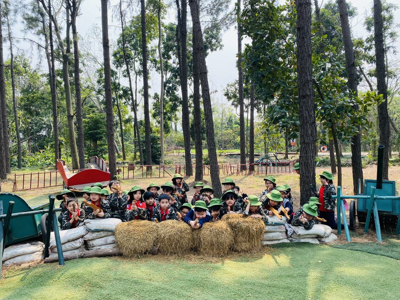 Lớp 3A4 - tham quan khu trải nghiệm Thu Thủy ECOLODGE