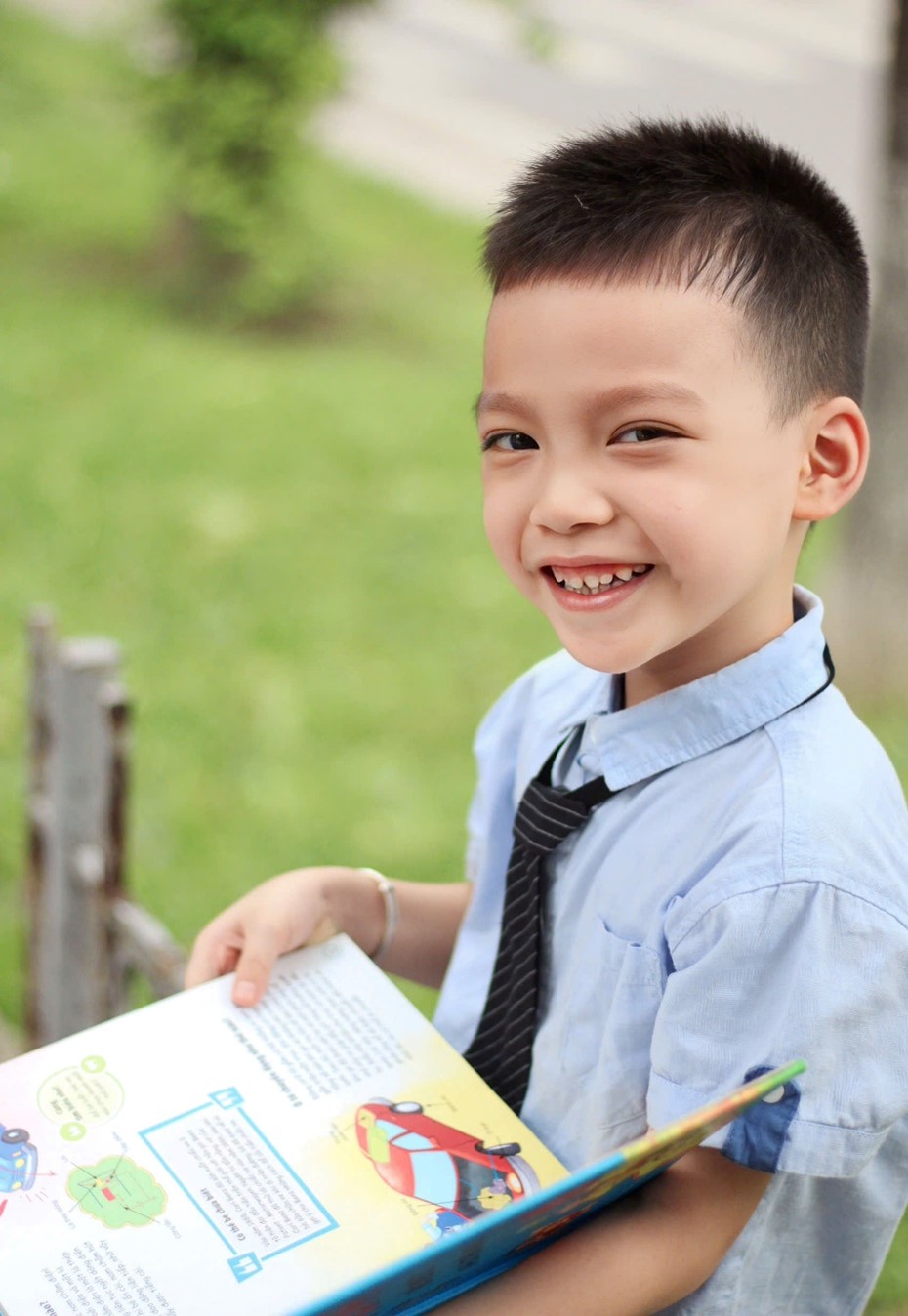 Lớp trưởng tài năng và ấm áp của lớp 1A5