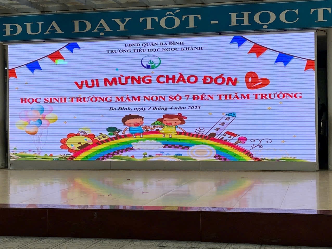 Lớp 4A3: Chào đón các em Trường Mầm non số 7