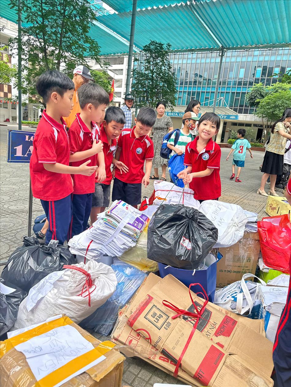 Tập thể lớp 1A5 với phong trào Kế hoạch nhỏ