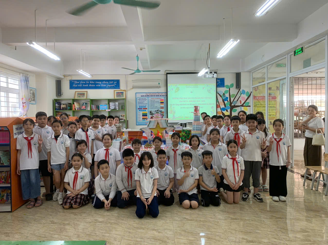 Lớp 4A7: Tham dự Ngày hội đọc sách